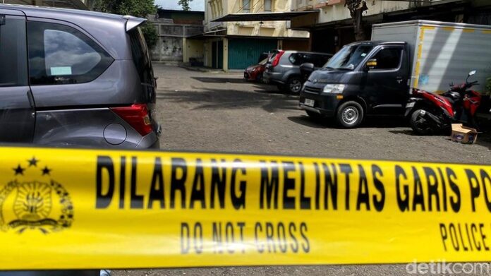 garis-polisi-dipasang-di-ruko-itc-kosambi-jalan-baranangsiang-