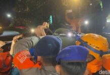 Sempat Tertahan di Lereng, Jasad Pramugari ATR-500 Kini Berhasil Dievakuasi