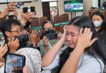 Laras Faizati Menangis Usai Vonis: Saya Bisa Pulang ke Rumah