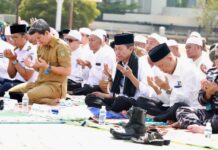 Ratusan Warga Batam Gelar Salat Istisqa, Harapkan Hujan di Tengah Cuaca Ekstrem