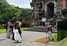 TMII Suguhkan Pawai Budaya dan Tari Kecak untuk Ramaikan Libur Lebaran