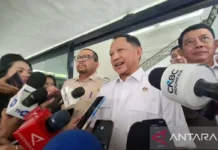 Mendagri: Wacana WFH Dikaji, Layanan Publik Esensial Tetap Beroperasi