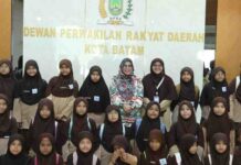 Kunjungan Edukasi ke DPRD Batam, Siswa SDIT Tunas Cendekia Diperkenalkan Fungsi Legislatif