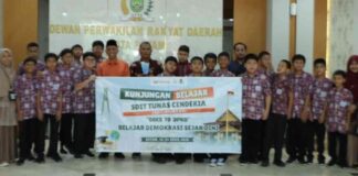 Kenalkan Fungsi Legislatif Sejak Dini, DPRD Batam Terima Kunjungan Edukasi Siswa SDIT Tunas Cendekia