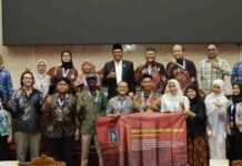 Terima Kunjungan Mahasiswa UII, Ketua DPRD Batam Paparkan Peran Legislasi dan Penguatan Sinergi Pembangunan
