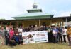 PT Bintan Cellular Indonesia melalui Program CSR Serahkan Dua Ekor Sapi untuk Masyarakat