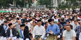 Salat Iduladha 1447 H di Dataran Engku Putri, Firmansyah Ajak Masyarakat Perkuat Keikhlasan dan Kepedulian Sosial