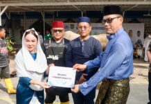 Li Claudia Serahkan Hewan Kurban Presiden Prabowo, Ajak Masyarakat Perkuat Semangat Berbagi