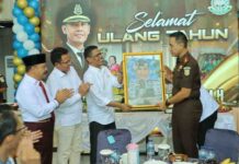 Pimpinan DPRD Ucapkan Selamat Ulang Tahun untuk Kajari Batam