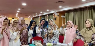 Diskum Batam Tingkatkan Keterampilan UMKM Produksi Suvenir