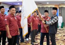 Amsakar Kukuhkan Pengurus KBKK Batam, Tekankan Persatuan dan Peran Aktif Bangun Daerah