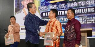 Amsakar Perkuat Peran RT, RW, dan LPM, Tekankan Pentingnya Komunikasi dengan Masyarakat