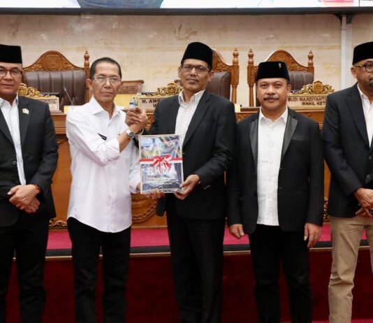 Pemko Batam dan DPRD Sepakati APBD 2025, KUA-PPAS 2027 Mulai Dibahas