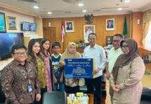 Amsakar Serahkan Santunan JKK Taspen untuk Keluarga ASN Batam yang Gugur Saat Bertugas
