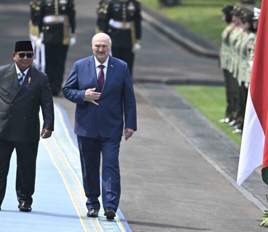 Presiden Prabowo Sambut Presiden Belarusia di Istana Merdeka