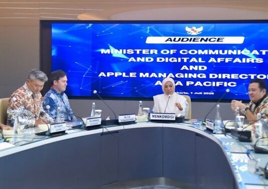 Kemkomdigi Verifikasi Layanan Apple untuk Perkuat Pelindungan Anak di Ruang Digital