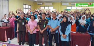 Tanamkan Hukum Sejak Dini, Kejari Batam Gelar Program Jaksa Masuk Sekolah di SMPN 6 Batam