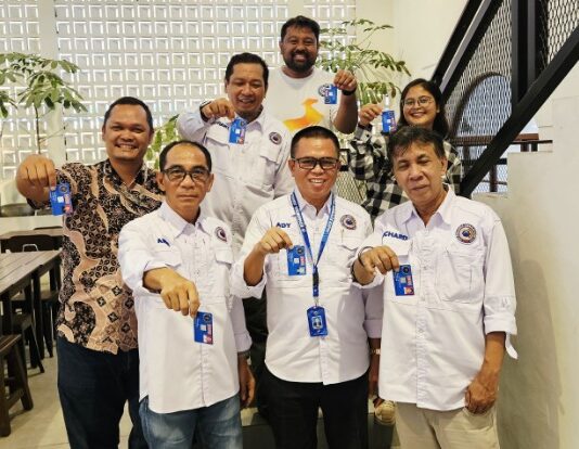 PWI Pusat Minta 10 Anggota PWI Kepri yang Mundur Segera Serahkan Kartu Anggota