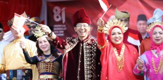 Pawai Pembangunan dan Budaya Nusantara Semarakkan HUT ke-81 RI di Batam