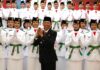 Amsakar Kukuhkan 50 Paskibraka Batam, Tekankan Disiplin dan Nilai Pancasila