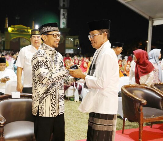 Maulid Nabi Bersama Ustaz Wijayanto, Amsakar Ajak Warga Teladani Akhlak Rasulullah