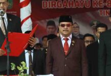 Pimpinan dan Anggota DPRD Batam Hadiri Upacara HUT ke-81 RI, Ketua DPRD Bacakan Teks Proklamasi
