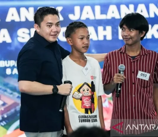 Seskab: Anak Putus Sekolah Berani Bermimpi Besar di Sekolah Rakyat