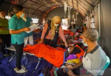 150 Ribu Lebih Warga Mengungsi Akibat Gempa NTT