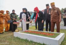 Peringati Hari Veteran, Pemprov Kepri Kenang Jasa Pejuang melalui Ziarah di TMP Pusara Bhakti