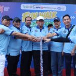 Gubernur Ansar Bersama Alumni UNRI dan PMRJ Meriahkan Fun Walk HUT ke-81 RI di Jakarta