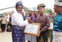 Hari Jadi ke-24 Kepri, Kapolda dan Jajaran Polda Kepri Raih Penghargaan