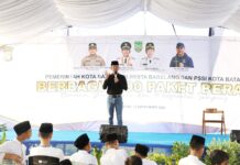Amsakar Bersama Polresta Barelang dan PSSI Bagikan 1.000 Paket Beras