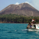 Gunung Anak Krakatau Level Siaga, Kemenhub Batasi Pelayaran Radius 3 Kilometer