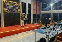 Ratusan penonton padati malam final karaoke dangdut di Dang Merdu Mangrove Resto & Cafe Jalan Sei Serai