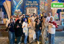 Penyair Lintas Daerah Meriahkan Panggung Laman Kata Rumahitam di Batam