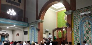 Kapolda Kepri Gelar Subuh Keliling di Nongsa, Ajak Warga Jaga Kamtibmas dan Lindungi Generasi Muda