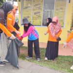 ASN Pemprov Kepri dan PWI Goro Bersihkan Pulau Penyengat, Perkuat Wisata Berkelanjutan