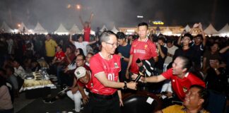 Indonesia Juara FIFA ASEAN Cup, Amsakar Rayakan Kemenangan Bersama Ribuan Warga Batam
