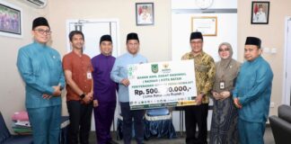 Pemko Batam Terima Donasi Rp500 Juta untuk Korban Gempa NTT