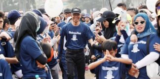 Amsakar Lepas 2.000 Peserta Funwalk, Ajak Warga Perkuat Kebersamaan dan Hidup Sehat