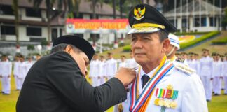 Gubernur Ansar Ahmad Raih Penghargaan Kartika Pamong Praja Madya dari IPDN